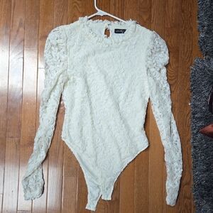 Source Unknown White Ruffled Fitted Bodysuit